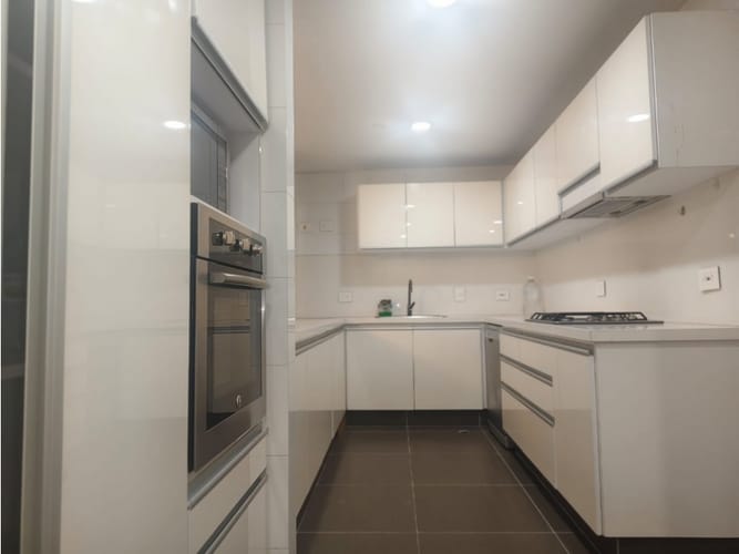 Apartamento de 4 alcobas en venta en Ciudad Salitre Occidental, Bogotá, 149 m² · foto 10 de 13