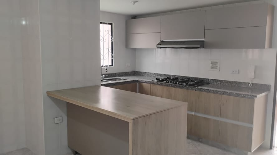 Apartamento de 3 alcobas en venta en Santa Barbara, Bogotá, 136 m² · foto 7 de 22