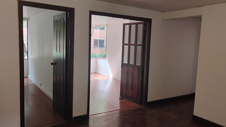 Apartamento de 3 alcobas en venta en Santa Barbara, Bogotá, 136 m² · foto 10 de 22