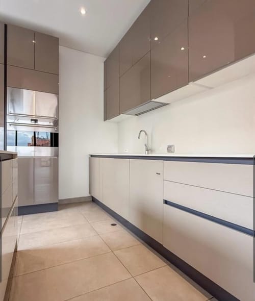 Apartamento de 3 alcobas en venta en Los Rosales, Bogotá, 267 m² · foto 7 de 13