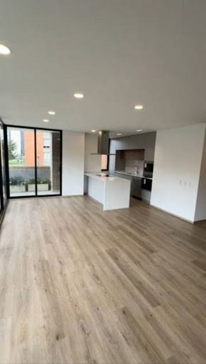 Apartamento de 3 alcobas en arriendo en Balcones Del Salitre, Bogotá, 135 m² · foto 6 de 23