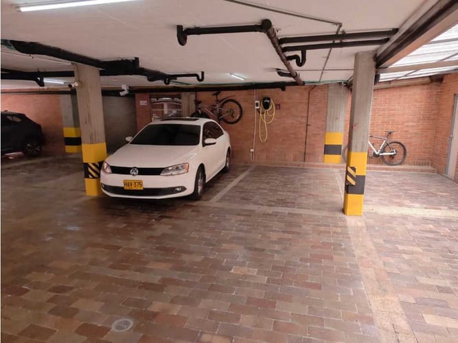 Apartamento de 3 alcobas en venta en Chicó Navarra, Bogotá, 170 m² · foto 20 de 20