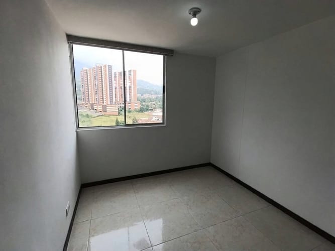 Apartamento de 3 alcobas en arriendo en La Ferreira, La Estrella, 75 m² · foto 13 de 17