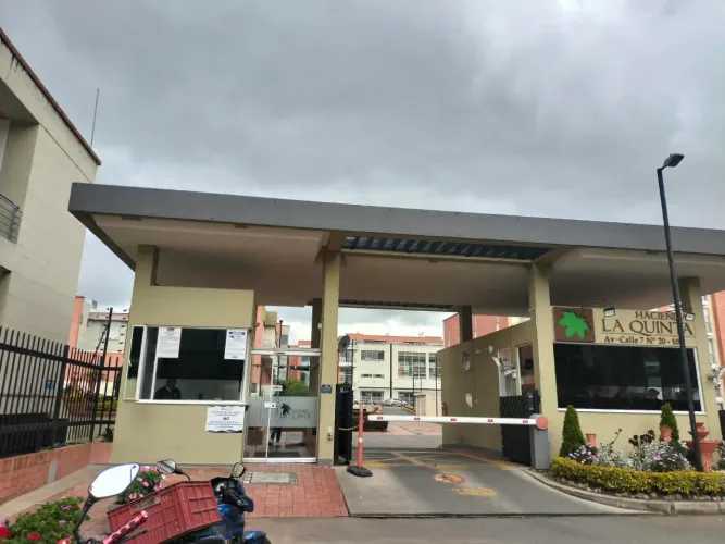 Apartamento de 3 alcobas en venta en Algarra Iii, Zipaquirá, 70 m² · foto 16 de 24