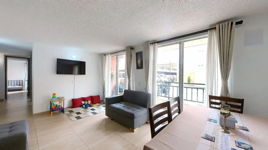 Apartamento de 3 alcobas en venta en Cr. Los Cedros, Zipaquirá, 72 m² · foto 2 de 24