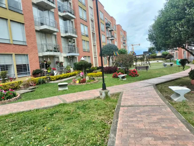 Apartamento de 3 alcobas en venta en Algarra Iii, Zipaquirá, 70 m² · foto 21 de 24
