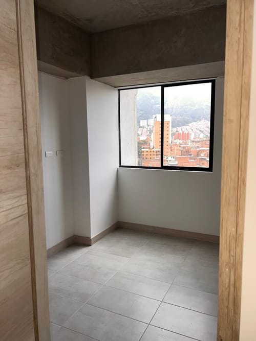 Apartamento de 2 alcobas en venta en Centro, Bello, 61 m² · foto 6 de 16