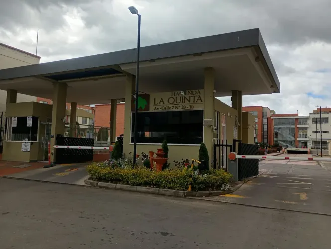 Apartamento de 3 alcobas en venta en Algarra Iii, Zipaquirá, 82 m² · foto 14 de 21
