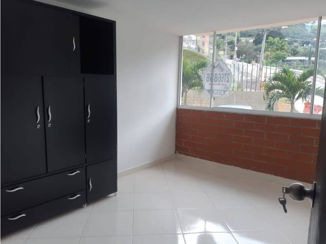 Apartamento de 3 alcobas en arriendo en La Mina, Envigado, 75 m² · foto 7 de 17