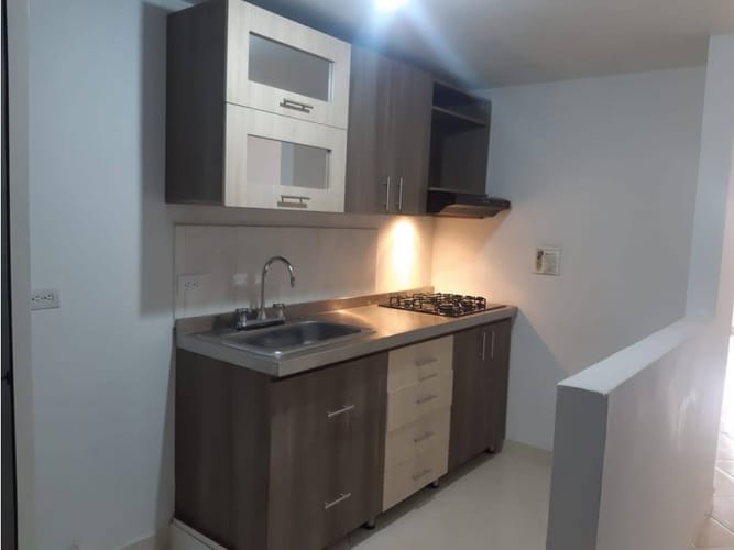 Apartamento de 3 alcobas en arriendo en La Mina, Envigado, 75 m² · foto 9 de 17