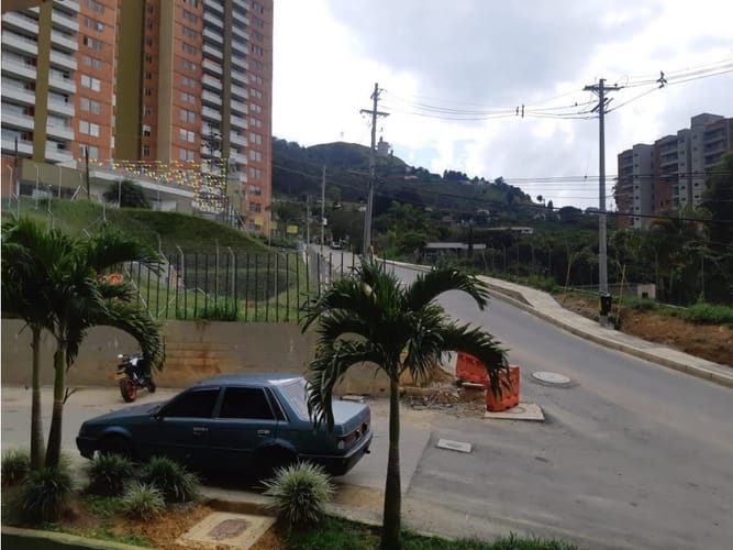 Apartamento de 3 alcobas en arriendo en La Mina, Envigado, 75 m² · foto 12 de 17