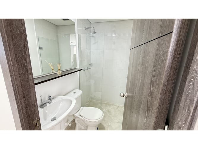 Apartamento de 3 alcobas en venta en Rodeo Alto, Medellín, 67 m² · foto 11 de 18