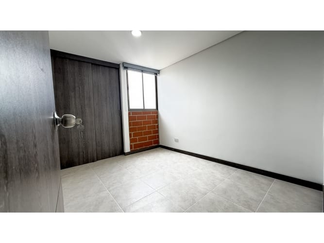 Apartamento de 3 alcobas en venta en Rodeo Alto, Medellín, 67 m² · foto 13 de 18