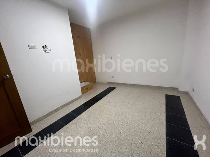 Apartamento de 2 alcobas en arriendo en Suramericana, Medellín, 65 m² · foto 5 de 8