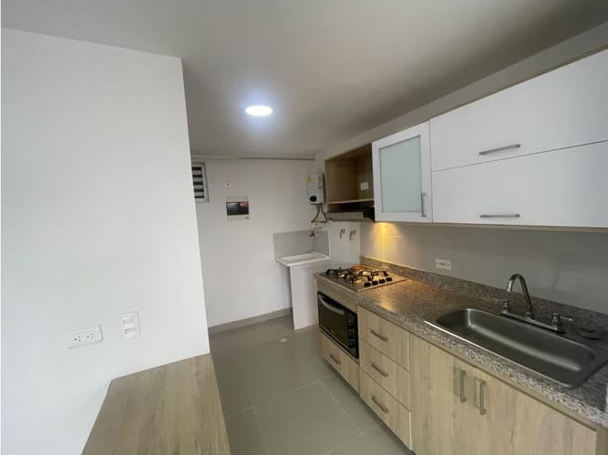 Apartamento de 2 alcobas en arriendo en Aves Maria, Sabaneta, 80 m² · foto 6 de 14