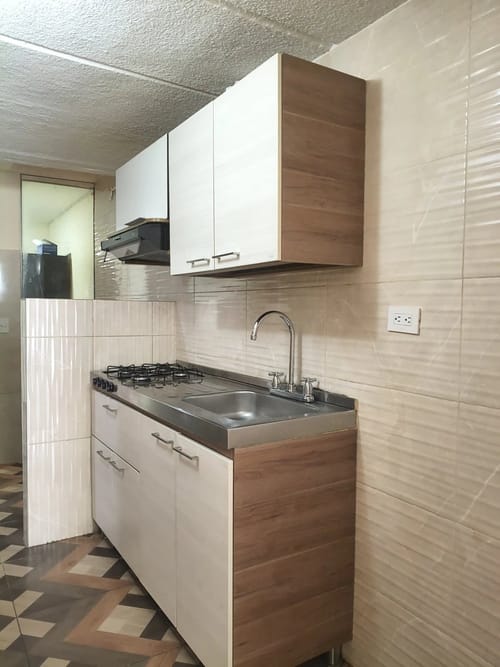 Apartamento de 1 alcoba en arriendo en Rodeo Alto, Medellín, 47 m² · foto 4 de 10