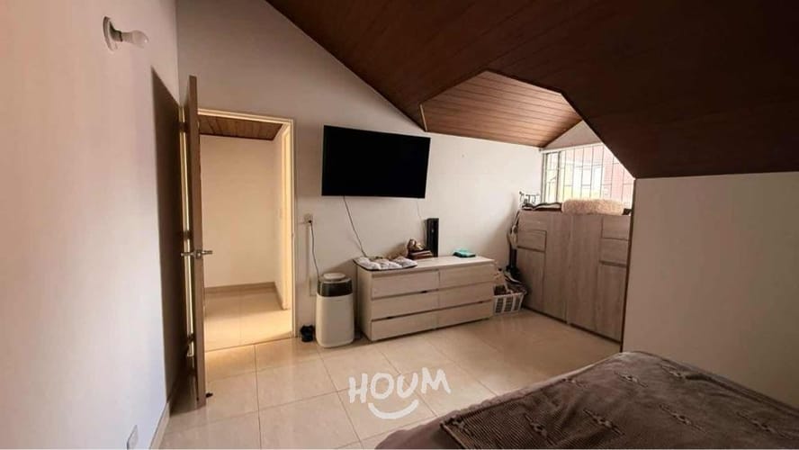 Casa de 4 alcobas en arriendo en Cedritos, Bogotá, 136 m² · foto 9 de 17