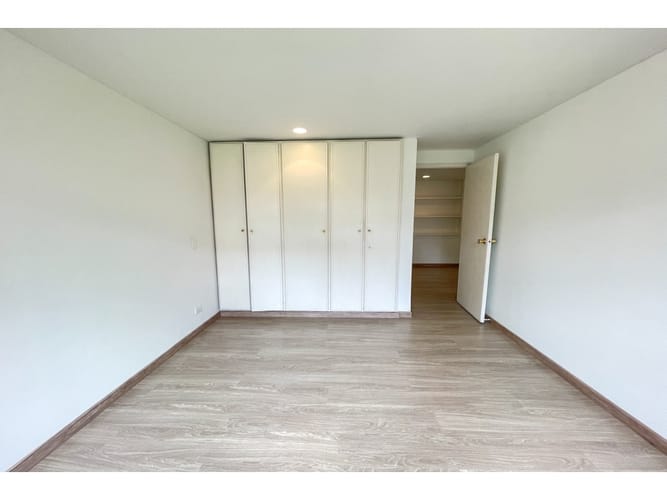 Apartamento de 2 alcobas en arriendo en La Cabrera, Bogotá, 90 m² · foto 8 de 14