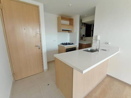 Apartamento de 2 alcobas en arriendo en El Vergel, Bogotá, 57 m² · foto 3 de 13