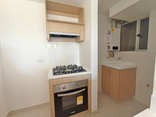 Apartamento de 2 alcobas en arriendo en El Vergel, Bogotá, 57 m² · foto 6 de 13