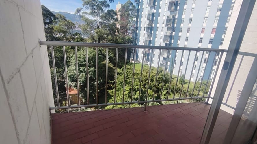 Apartamento de 2 alcobas en arriendo en Loma Del Indio, Medellín, 70 m² · foto 1 de 8