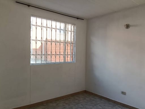 Casa de 4 alcobas en arriendo en Mandalay, Bogotá, 110 m² · foto 5 de 24