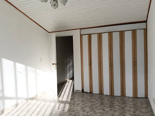 Casa de 4 alcobas en arriendo en Mandalay, Bogotá, 110 m² · foto 11 de 24