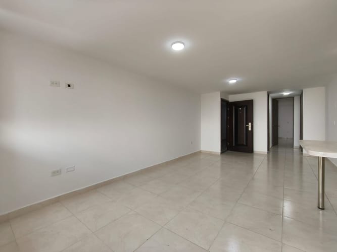 Apartamento de 3 alcobas en arriendo en Asdesillas, Sabaneta, 77 m² · foto 9 de 24