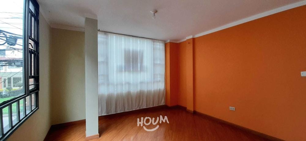 Casa de 4 alcobas en venta en Engativá, Bogotá, 70 m² · foto 9 de 24