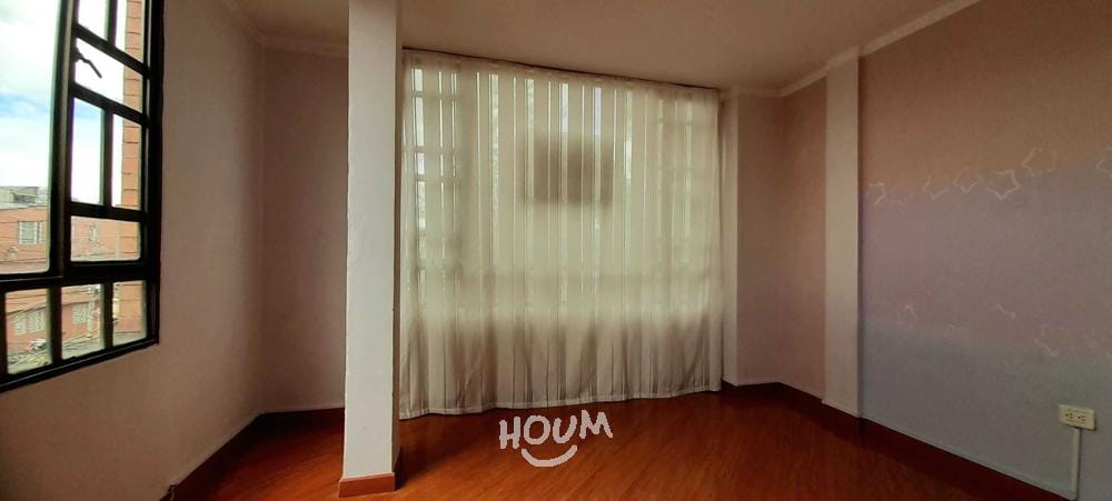 Casa de 4 alcobas en venta en Engativá, Bogotá, 70 m² · foto 16 de 24