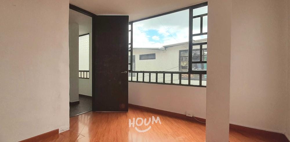 Casa de 4 alcobas en venta en Engativá, Bogotá, 70 m² · foto 18 de 24