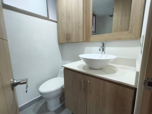 Apartamento de 2 alcobas en arriendo en Loma Del Esmeraldal, Envigado, 80 m² · foto 10 de 18
