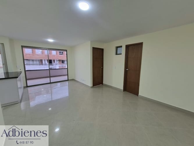 Apartamento de 3 alcobas en arriendo en Lorena, Medellín, 100 m² · foto 2 de 20