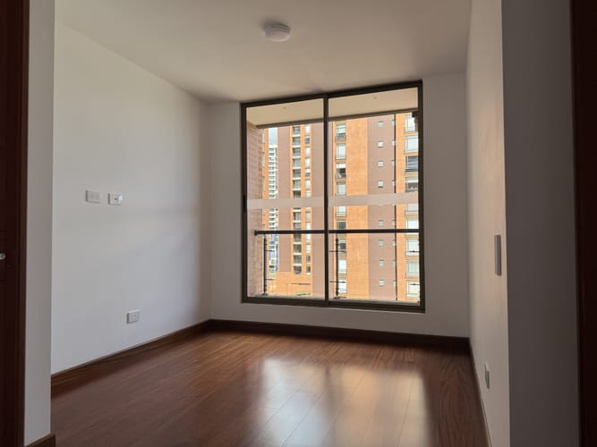 Apartamento de 3 alcobas en arriendo en Lagos De Cordoba, Bogotá, 134 m² · foto 7 de 19