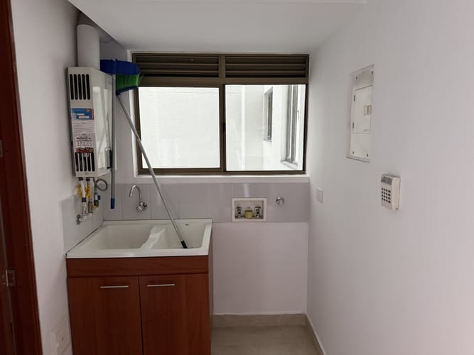 Apartamento de 3 alcobas en arriendo en Lagos De Cordoba, Bogotá, 134 m² · foto 18 de 19