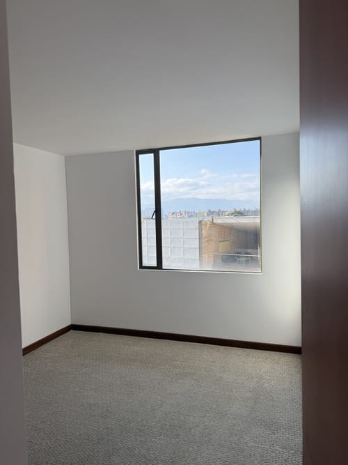 Apartamento de 3 alcobas en arriendo en Lagos De Cordoba, Bogotá, 134 m² · foto 12 de 19