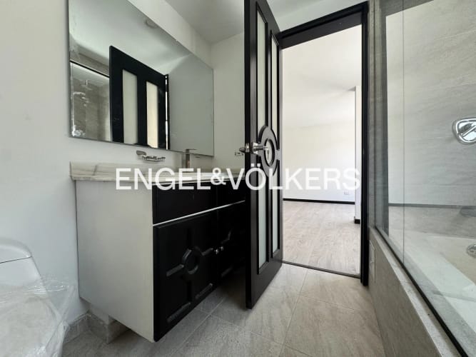 Apartamento de 5 alcobas en arriendo en La Carolina, Bogotá, 440 m² · foto 12 de 21