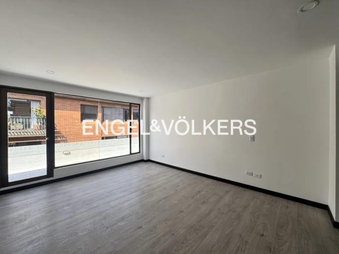 Apartamento de 5 alcobas en arriendo en La Carolina, Bogotá, 440 m² · foto 9 de 21