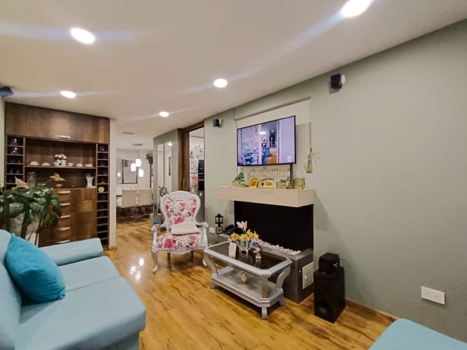 Apartamento de 3 alcobas en venta en San Cipriano, Bogotá, 58 m² · foto 2 de 16