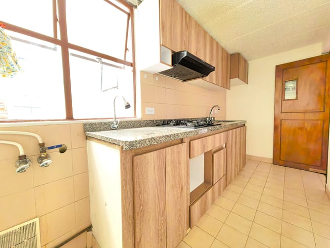 Apartamento de 2 alcobas en venta en Pinar De Suba, Bogotá, 53 m² · foto 2 de 18