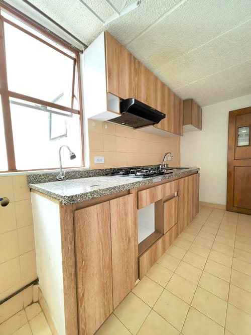 Apartamento de 2 alcobas en venta en Pinar De Suba, Bogotá, 53 m² · foto 4 de 18