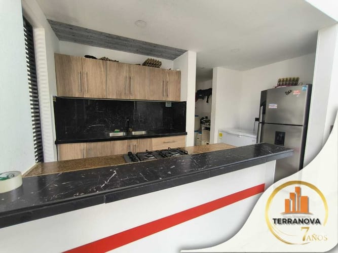 Casa de 4 alcobas en arriendo en El Totumo, Ibagué, 1000 m² · foto 9 de 24