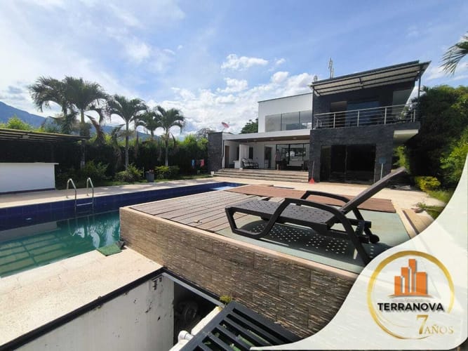 Casa de 4 alcobas en arriendo en El Totumo, Ibagué, 1000 m² · foto 3 de 24