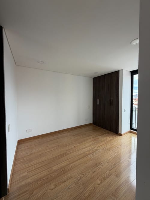 Apartamento de 3 alcobas en venta en Cedritos, Bogotá, 86 m² · foto 8 de 24