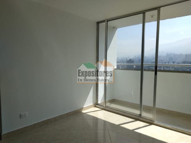 Apartamento de 3 alcobas en arriendo en San Jose, Envigado, 55 m² · foto 3 de 14