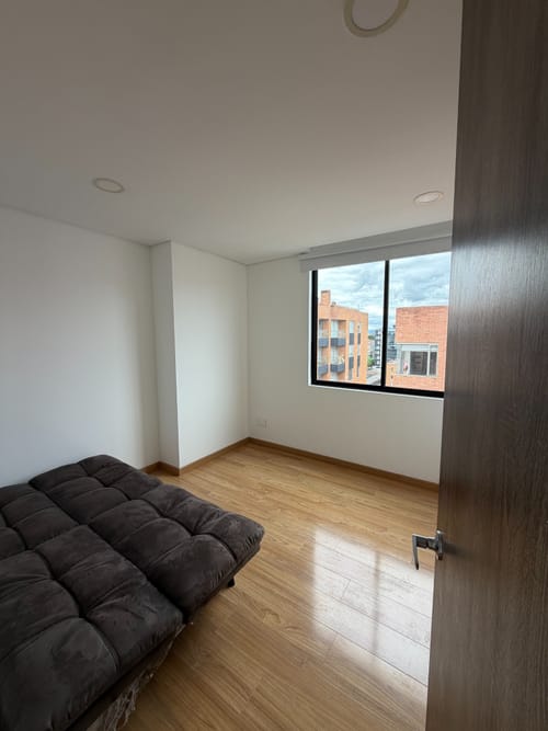 Apartamento de 3 alcobas en venta en Cedritos, Bogotá, 86 m² · foto 4 de 24