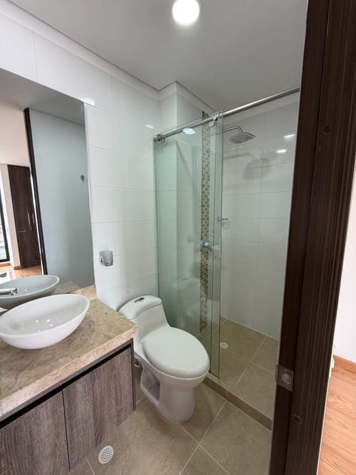 Apartamento de 3 alcobas en venta en Cedritos, Bogotá, 86 m² · foto 10 de 24