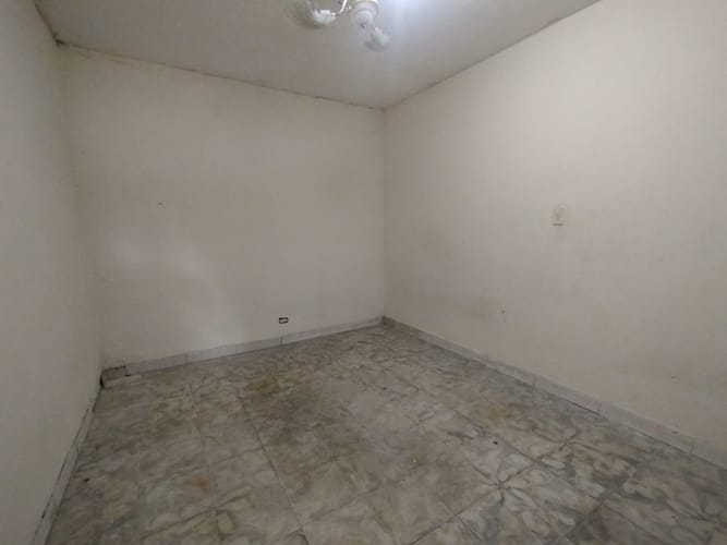 Apartamento de 5 alcobas en arriendo en El Jardin, Cali, 70 m² · foto 12 de 24