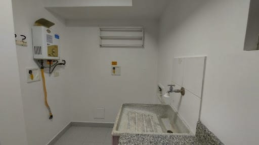 Apartamento de 2 alcobas en arriendo en El Diamante 2, Medellín, 74 m² · foto 5 de 12