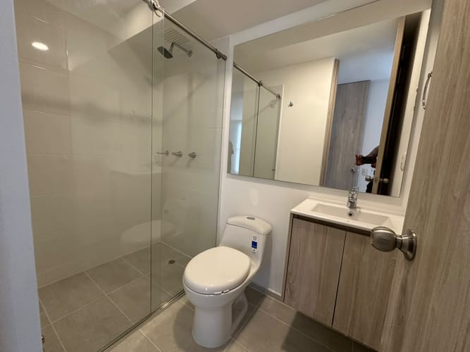 Apartamento de 2 alcobas en arriendo en Baja Suiza, Manizales, 77 m² · foto 17 de 24